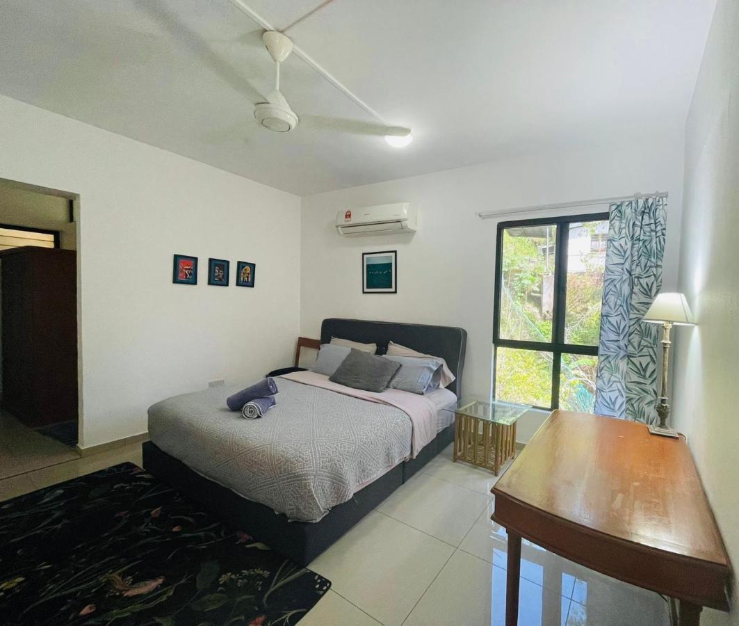 Kk Jungle Hideaway Lovely Apartment 5 Mins Walk To Town Кота-Кинабалу Экстерьер фото